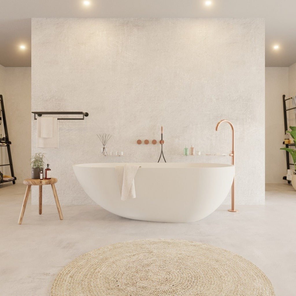Ideavit | Solidsurf 67" x 35" Freestanding Bathtub - U S H I Ideavit